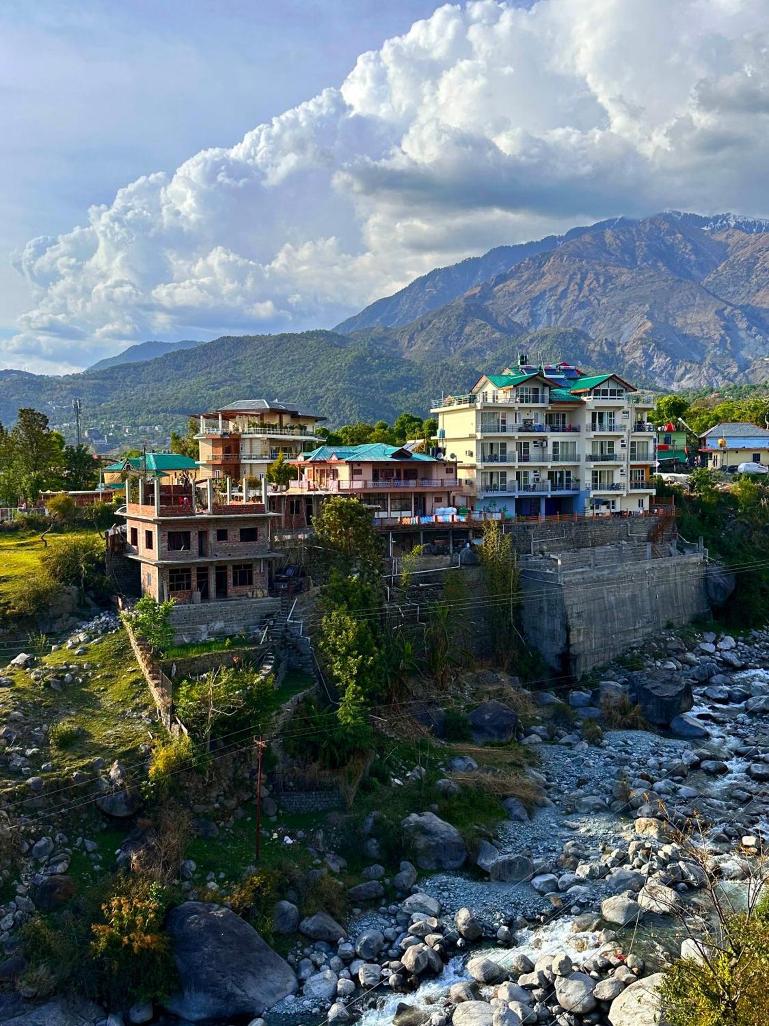 Kailasham Stay Dharamsala Exteriér fotografie
